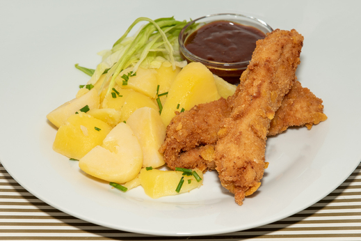 Krůtí stripsy s BBQ omáčkou, brambory * 1,3,10