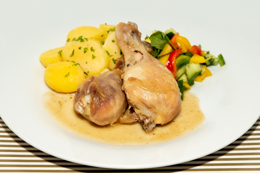 Pečené kuřecí paličky na másle, brambory * 1,7,10